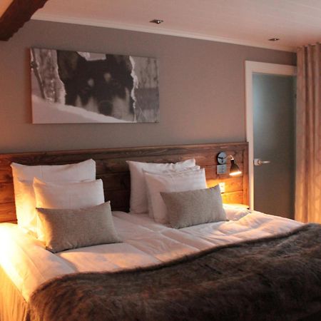 Beana Laponia - Wilderness Boutique Hotel With Safaris Meltaus Room photo